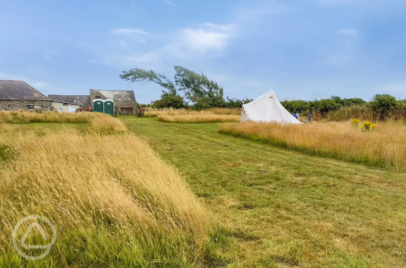 Non electric grass tent pitches