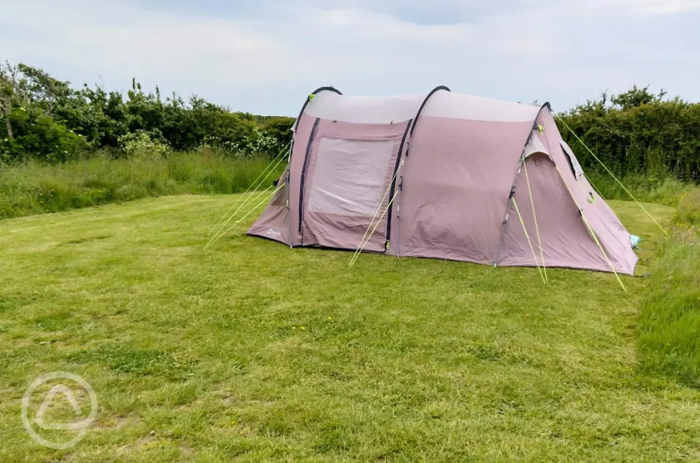 Non electric grass tent pitches