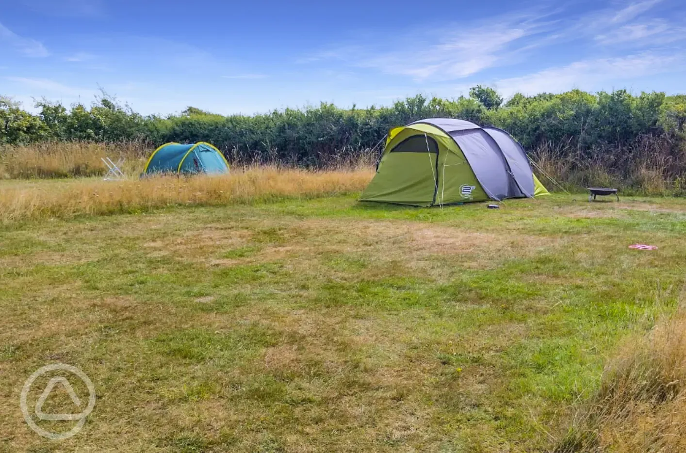 Non electric grass tent pitches