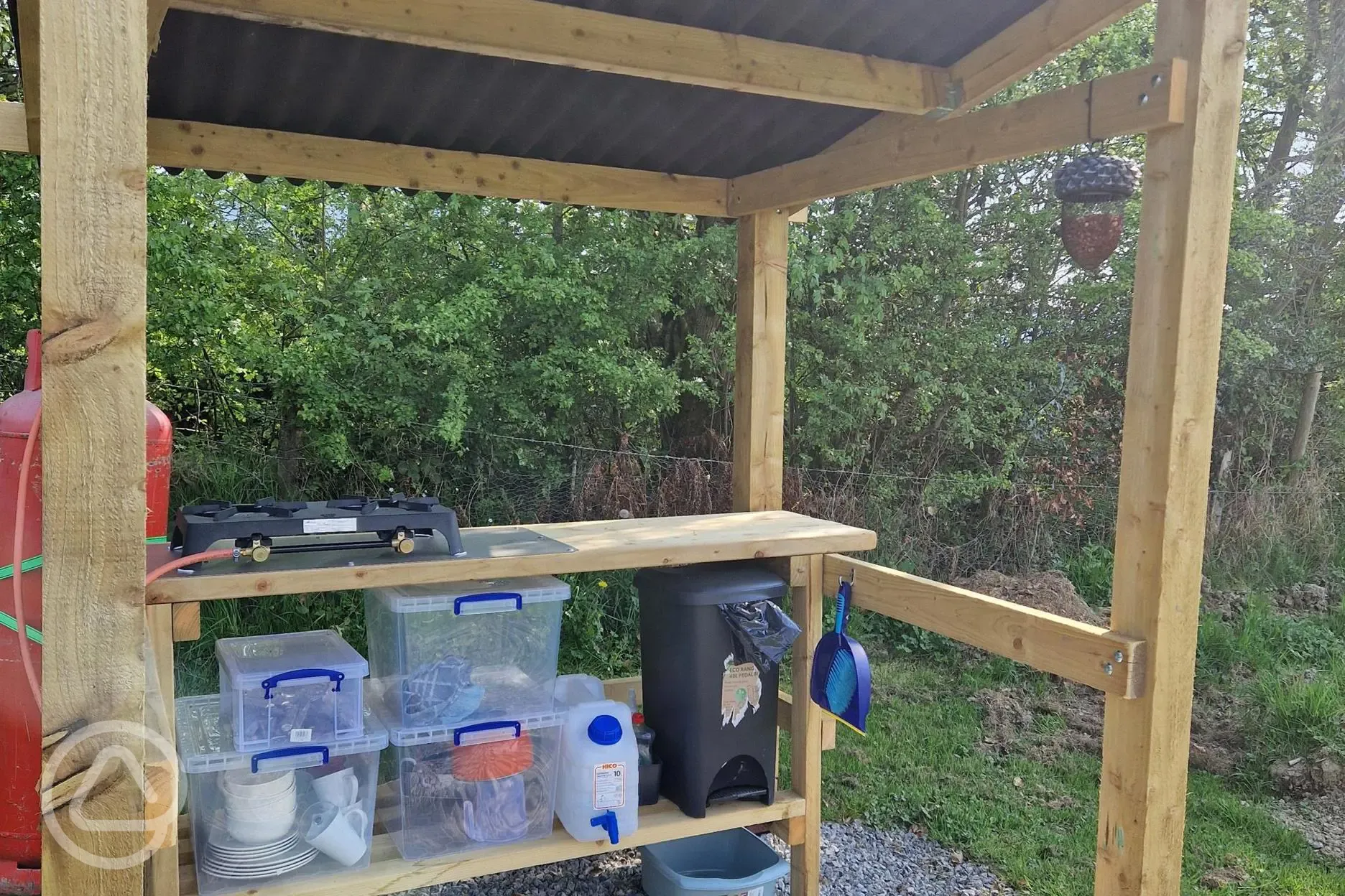 Four person Landpod outdoor kitchen with a gas stove