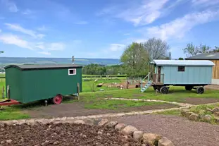 The Bothy and Wagon at Pitmeadow Farm, Dunning, Perth, Perthshire (5.3 miles)