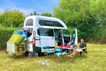 Electric grass touring pitches (9m x 8m) with 16 amp hook ups