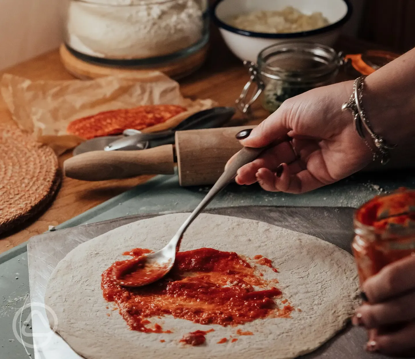 Pizza making kit