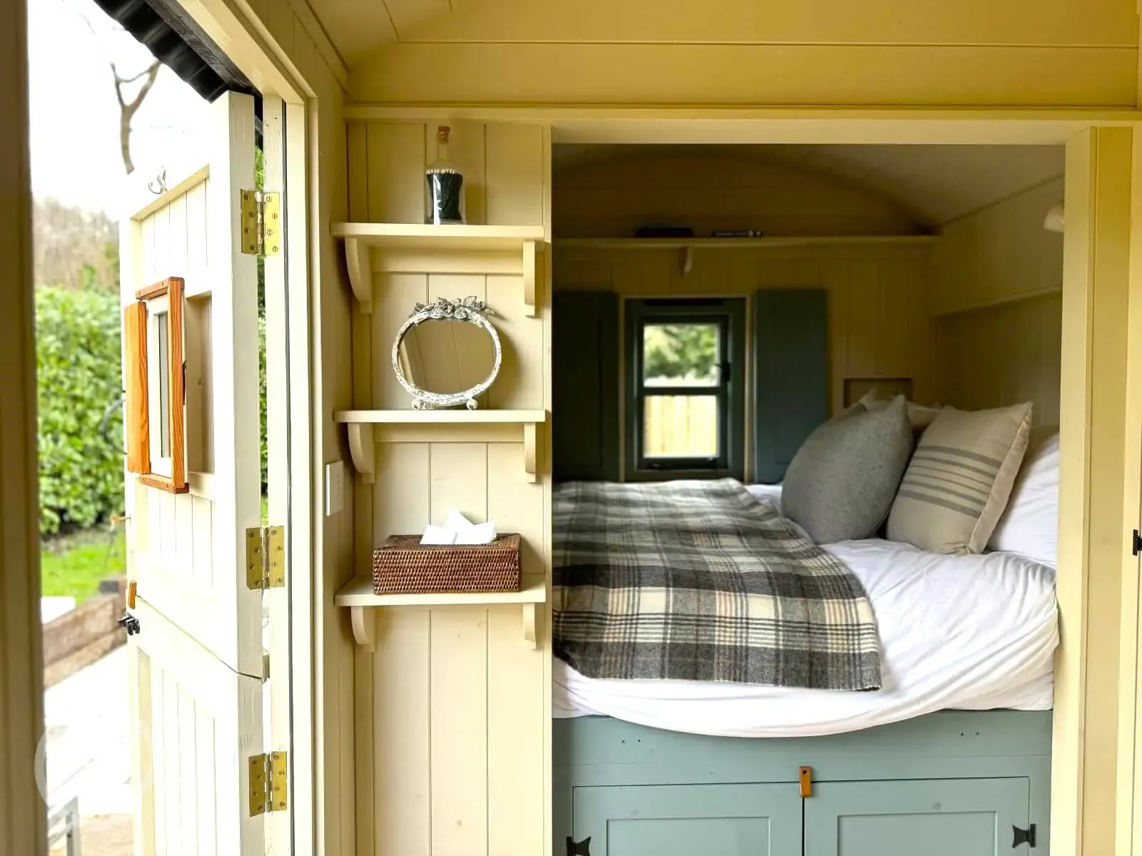 Shepherd's hut double bed