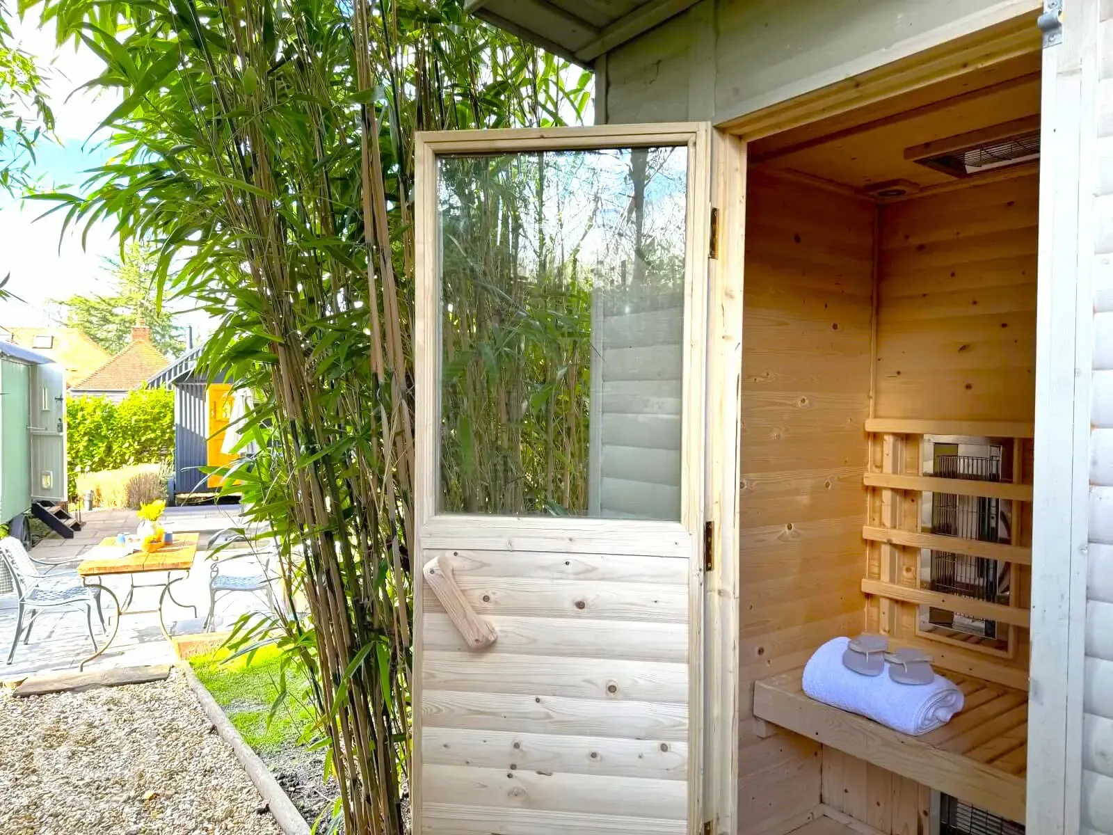 Shepherd's hut private Infrared sauna