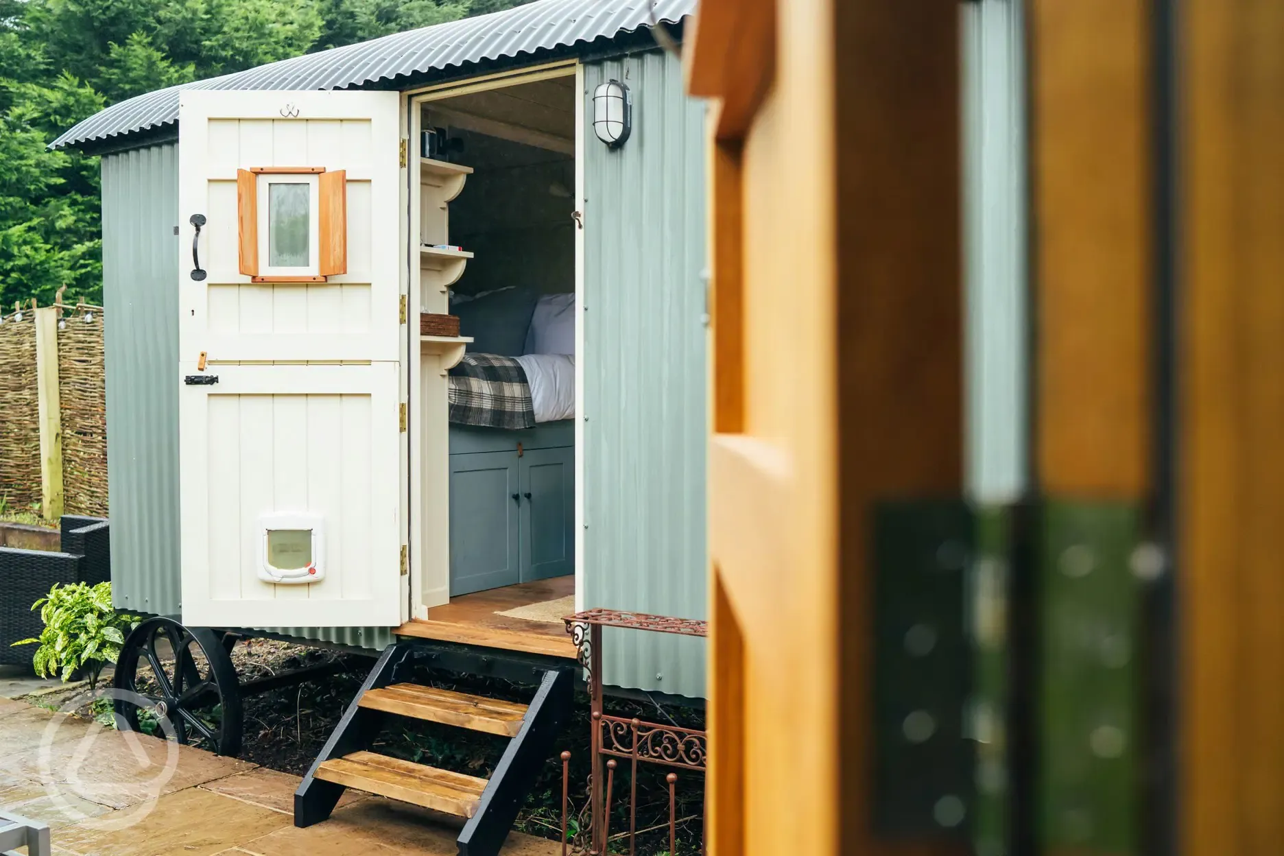 Shepherd's hut