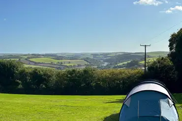 Non electric grass tent pitches