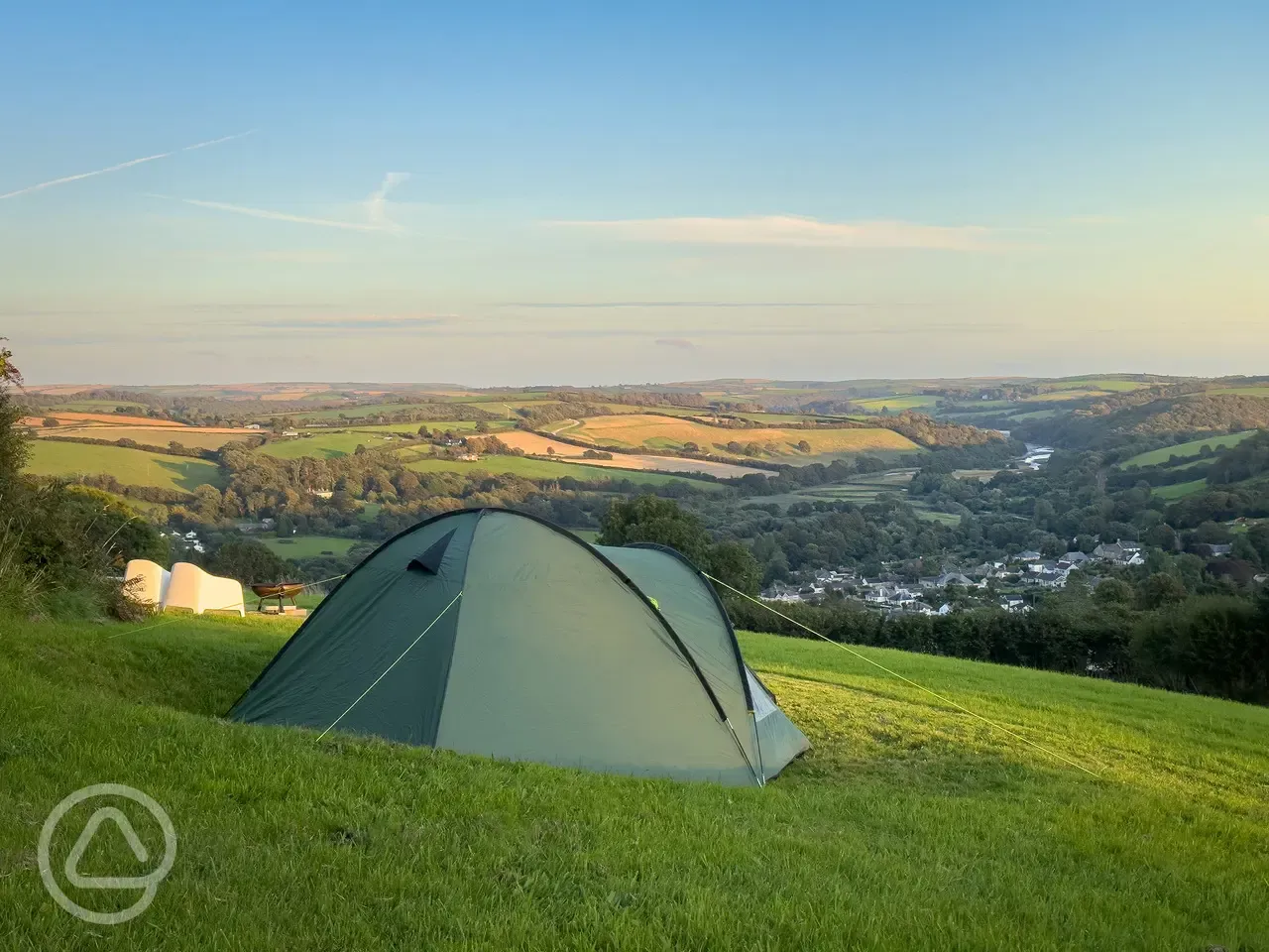 Non electric grass tent pitches