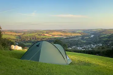 Non electric grass tent pitches