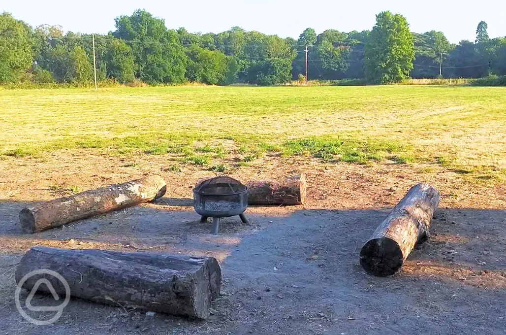 Communal fire pit