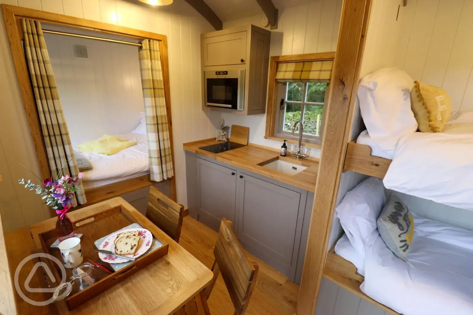 The Swaledale shepherd's hut kitchenette