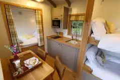 The Swaledale shepherd's hut kitchenette