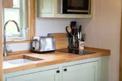 The Wensleydale shepherd's hut kitchenette