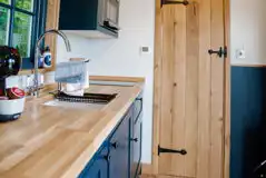 The Dalesbred shepherd's hut kitchenette