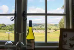 The Swaledale shepherd's hut wine