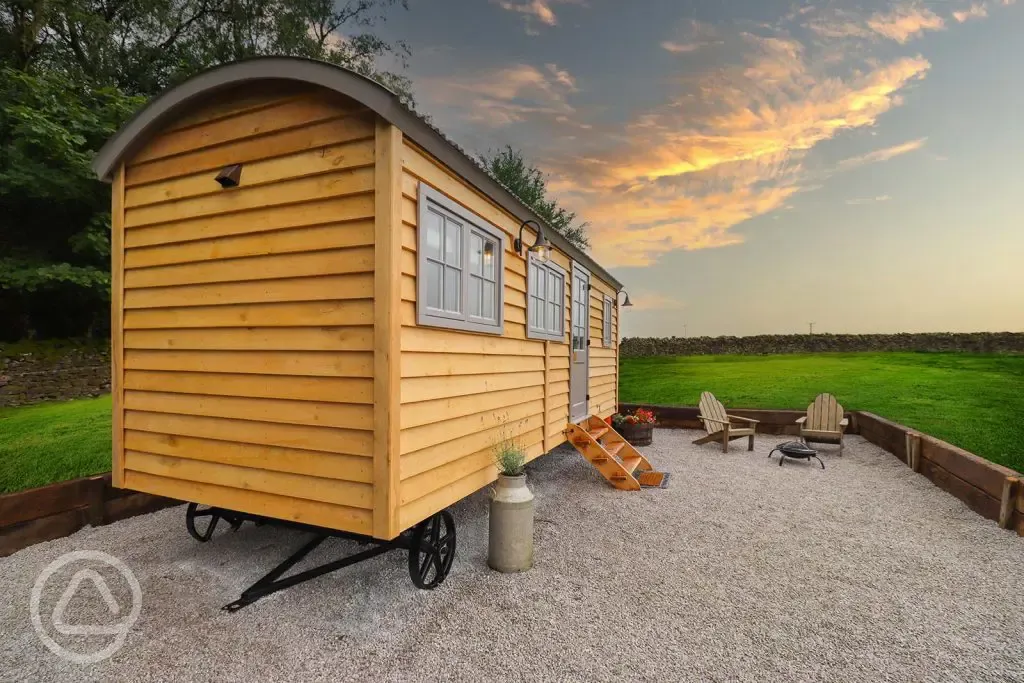 The Swaledale shepherd's hut at sunset