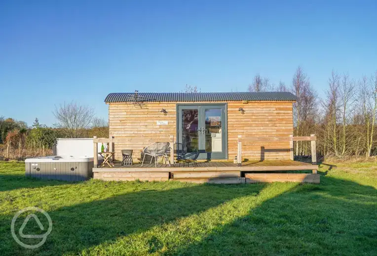Shepherd's hut with an optional electric hot tub