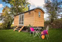 Shepherd's hut