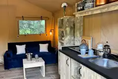 Kingfisher safari tent interior