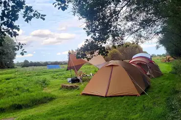 Non electric grass tent pitches