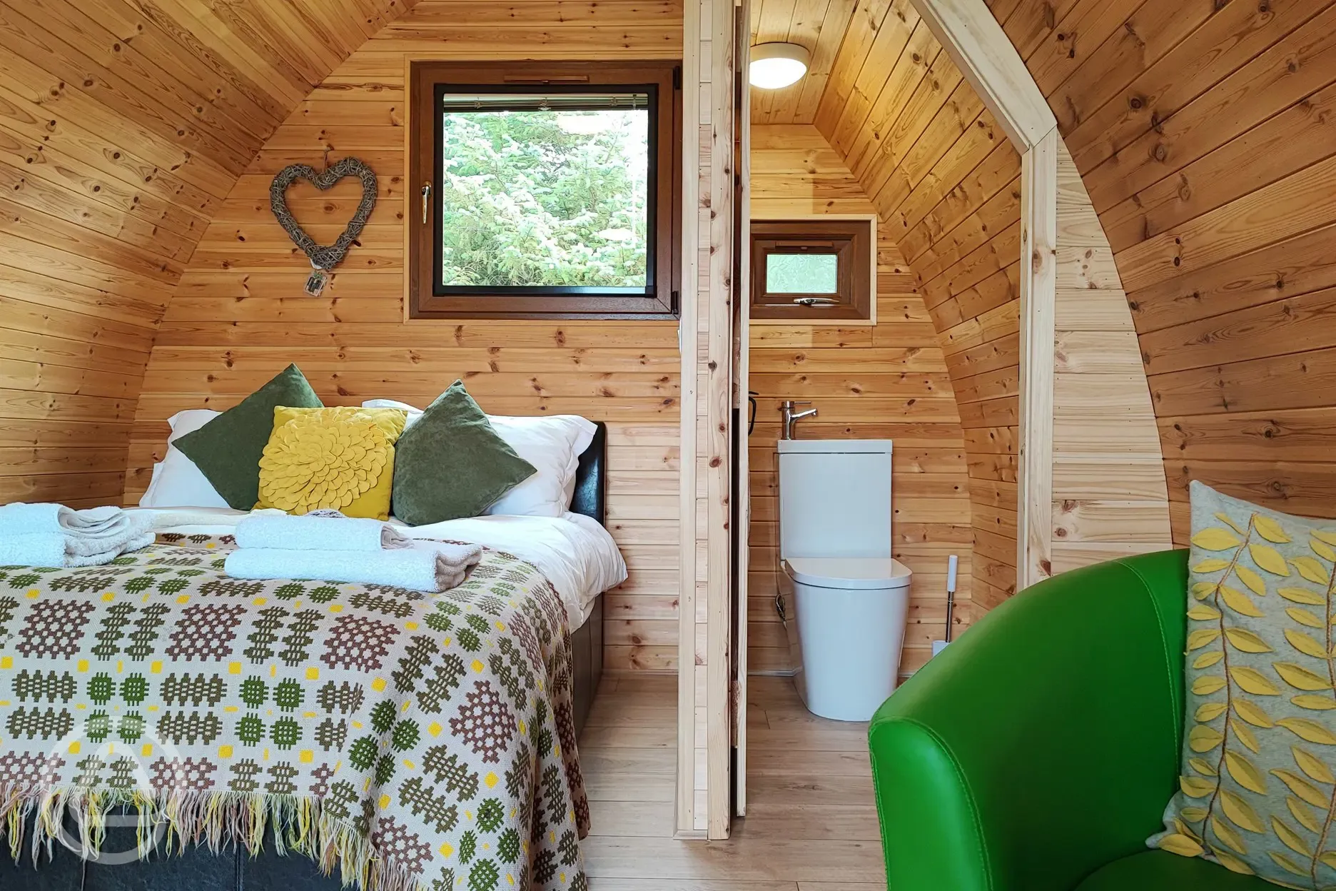 Porthorion ensuite pod