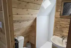 Six person glamping cabin ensuite bathroom Six person glamping cabin ensuite bathroom