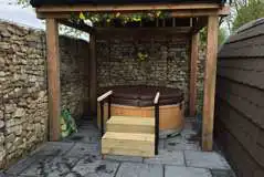 Ensuite glamping pod - private hot tub