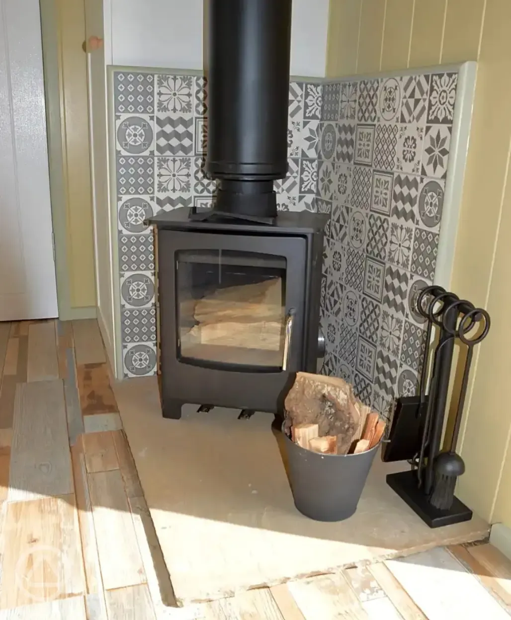 Log burner