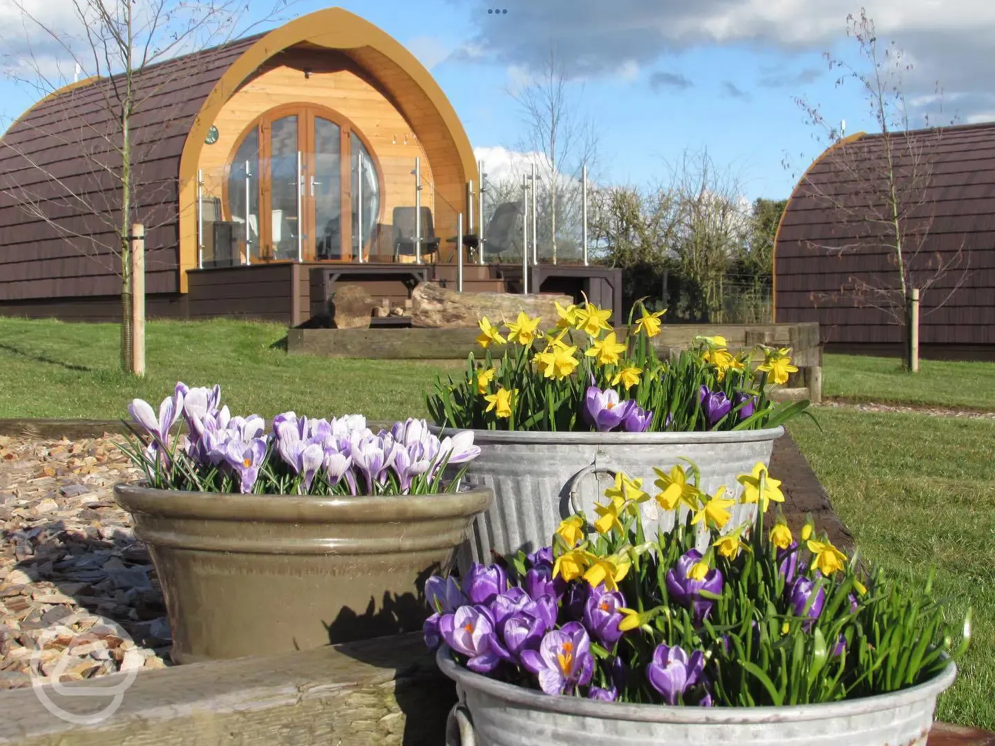 Ensuite glamping pod in the Spring