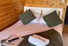 Premium glamping pod double bed Premium glamping pod double bed