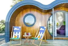 Madonna glamping pod