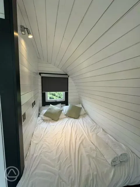 Ensuite glamping pods double bed