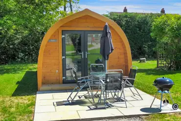 Ensuite glamping pod