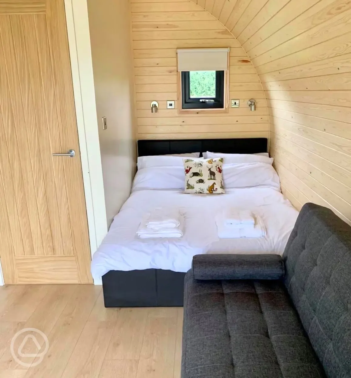 Glamping pod double bed and double sofa bed for kids