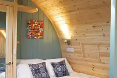 Ensuite glamping pod interior 