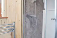 Ensuite glamping pod bathroom