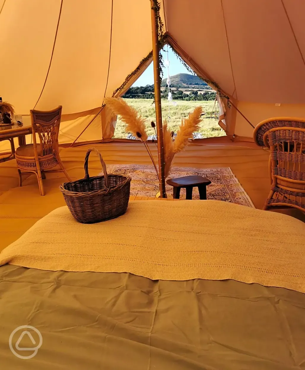 Bell tent bed