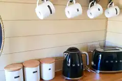 Teilo glamping pod kitchen and appliances Teilo glamping pod kitchen and appliances