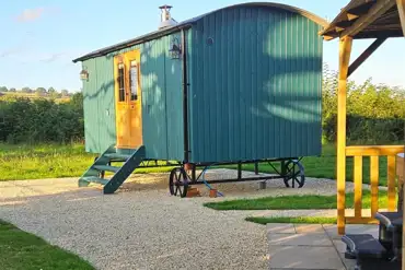 Shepherd's hut