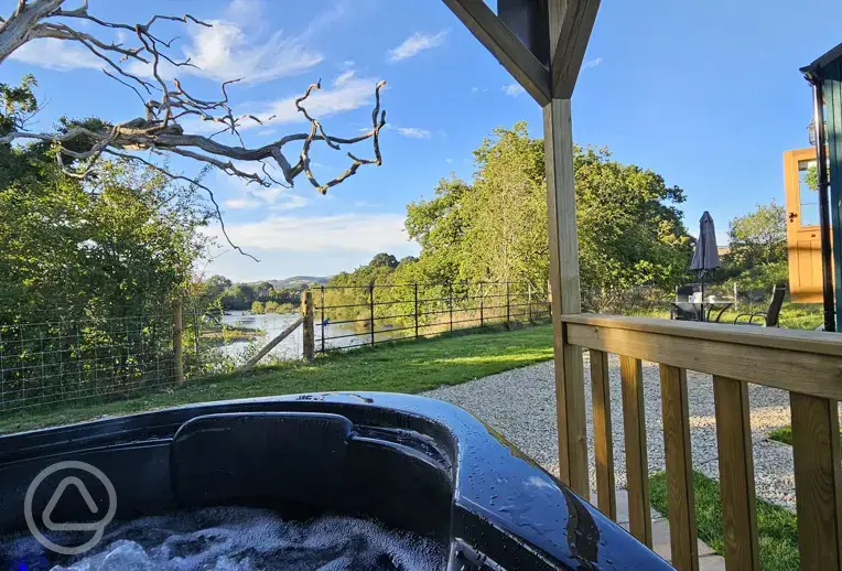 Private hot tub
