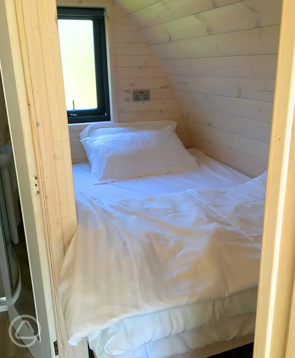 Ensuite glamping pod bed