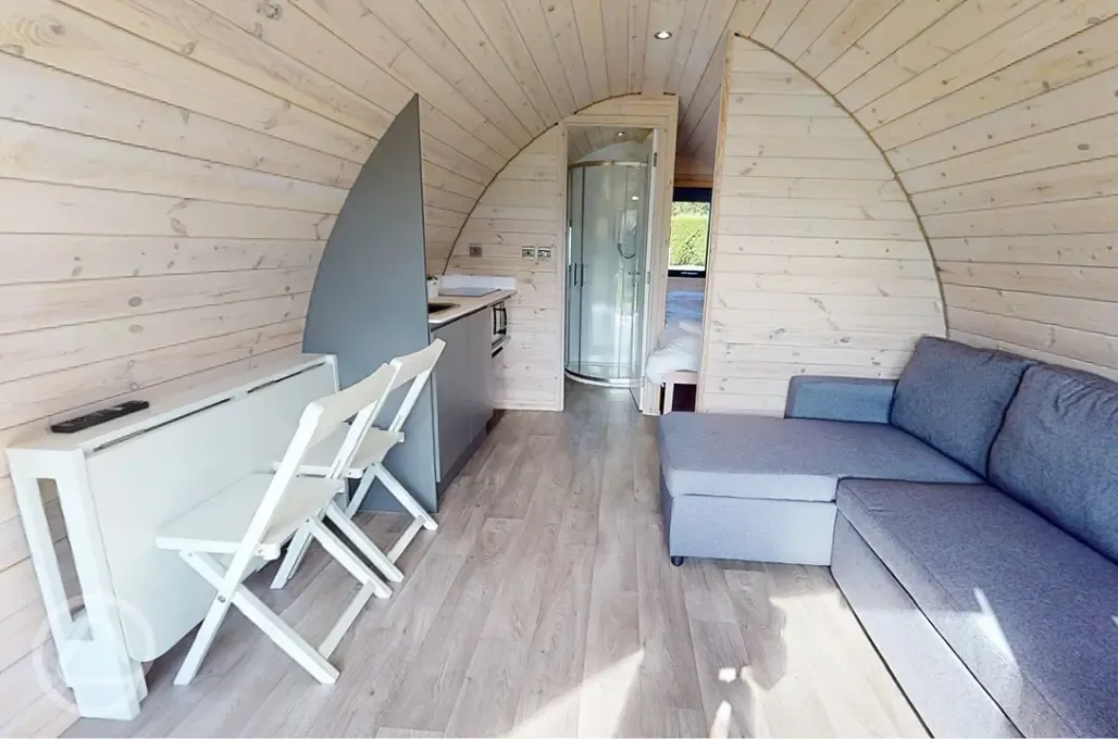 Ensuite glamping pod interior 