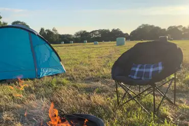Non electric grass pitches - fire pits welcome