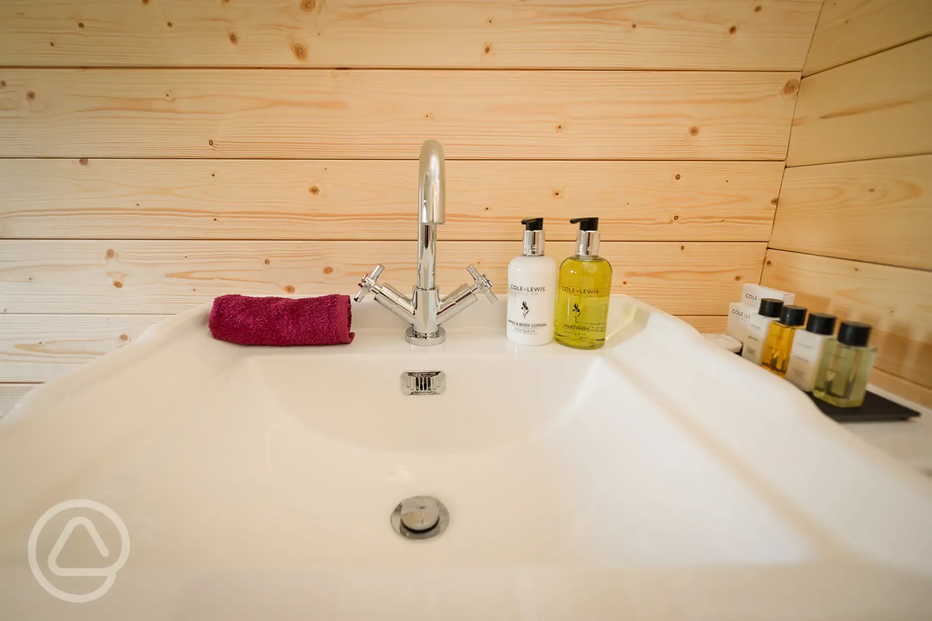 Glamping pod ensuite sink