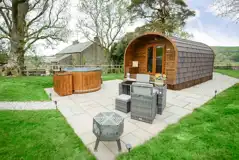 Glamping pods with hot tubs Glamping pods with hot tubs