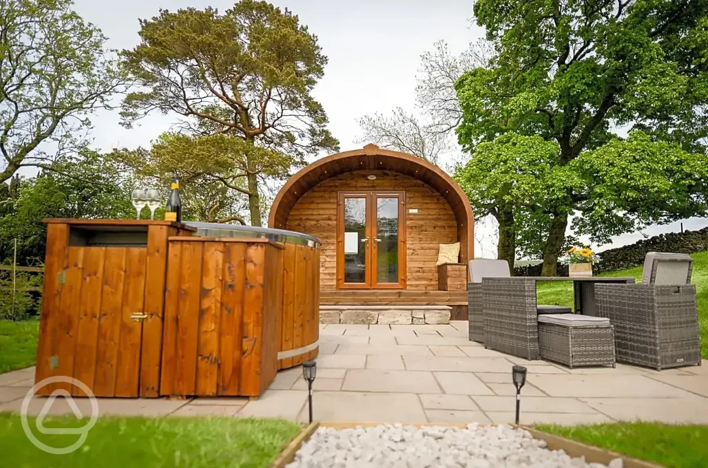 Glamping pods with hot tubs