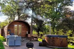 Glamping pods with hot tubs Glamping pods with hot tubs
