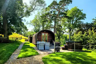 Glamping pods with hot tubs