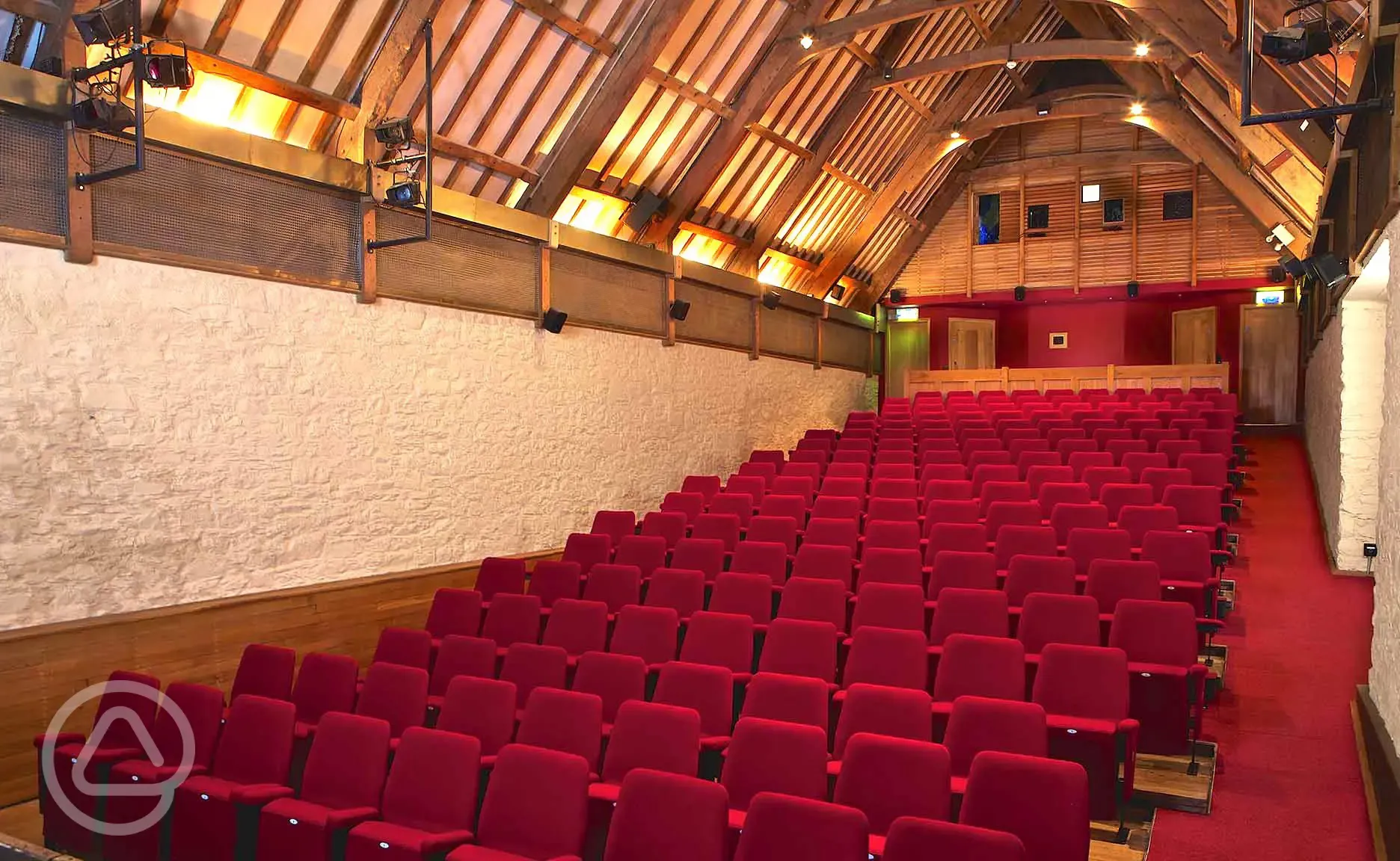 Barn cinema