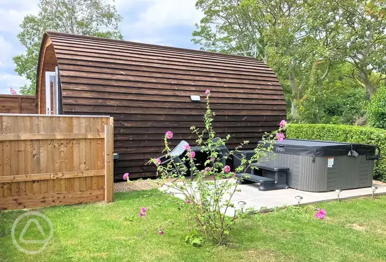 Seadreams glamping pod and private hot tub